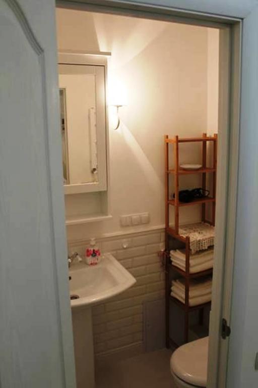 Romantic Apartment On Rynok Square With Air-Conditioning Львов Номер фото